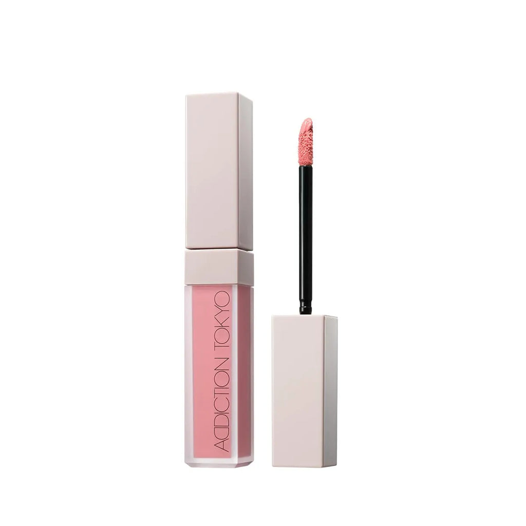 Addiction Tokyo The Liquid Blush Foggy in peach pink shade featuring a smooth applicator and foggy finish for natural radiance.