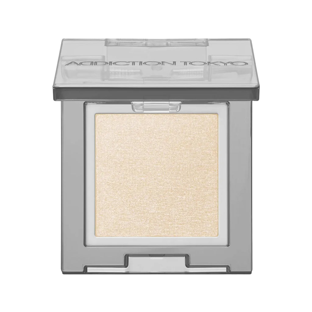 Addiction eyeshadow with pearl finish in mono color for a sophisticated makeup look