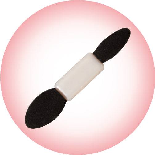 Dual-ended sponge applicator for Canmake Silky Flare Eyes matte type palette, designed for precise and smooth eyeshadow application.