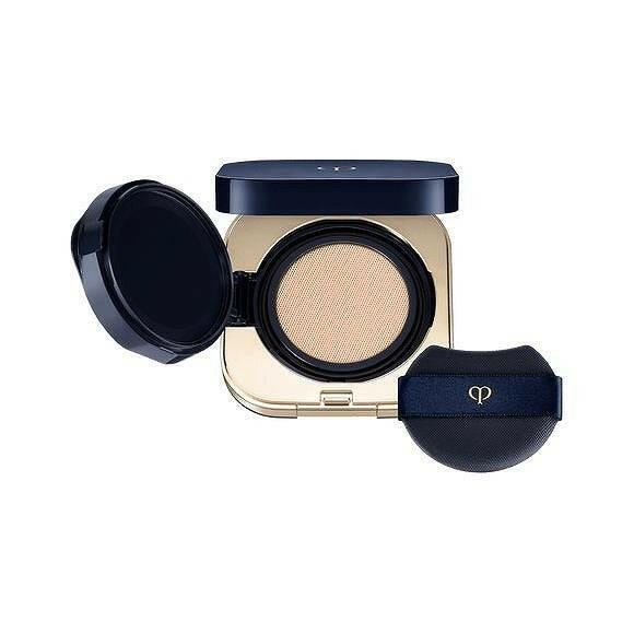 clé de peau クッションファンデーション ナチュラル Unlock Flawless Skin: Clé de Peau Radiant Cushion Foundation