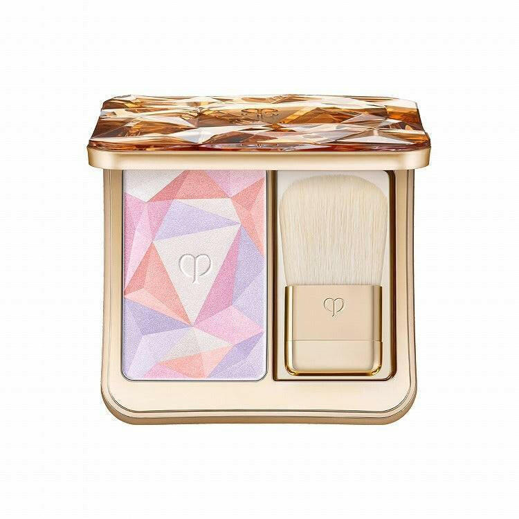 Illuminate Your Glow: Clé de Peau Radiant Enhancer 10g