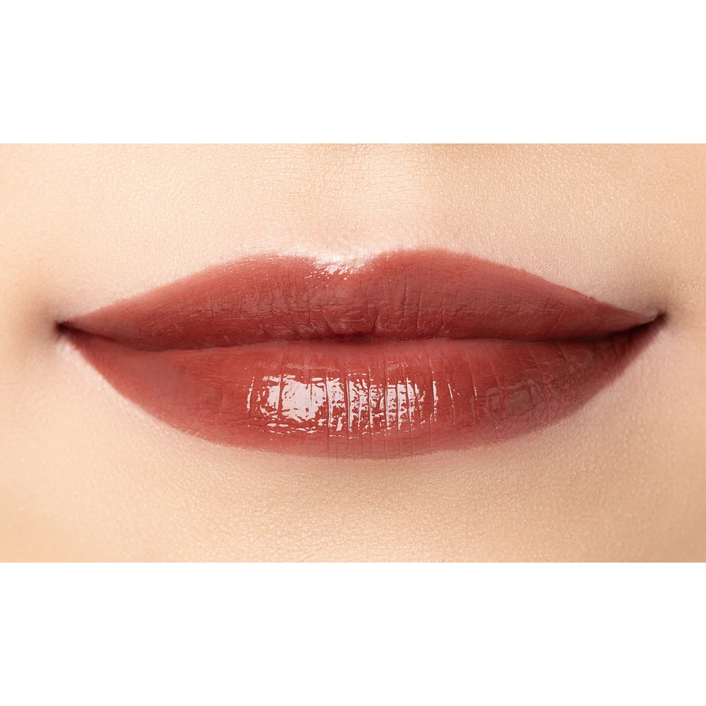 Elégance Rouge Clajule lipstick with rich red color and elegant packaging for a sophisticated makeup look