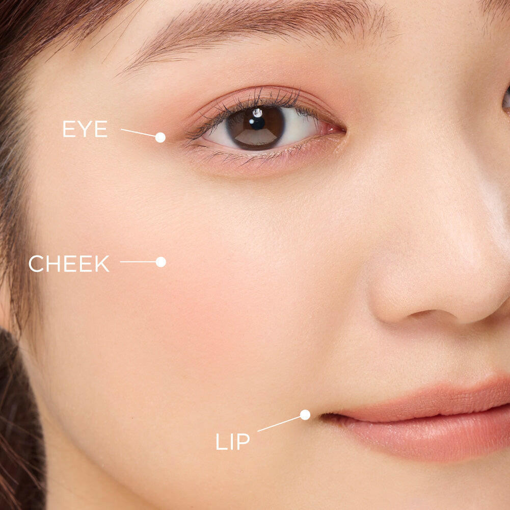 Etvos Mineral Multi Powder compact for natural makeup finish, featuring lightweight and blendable mineral formula.