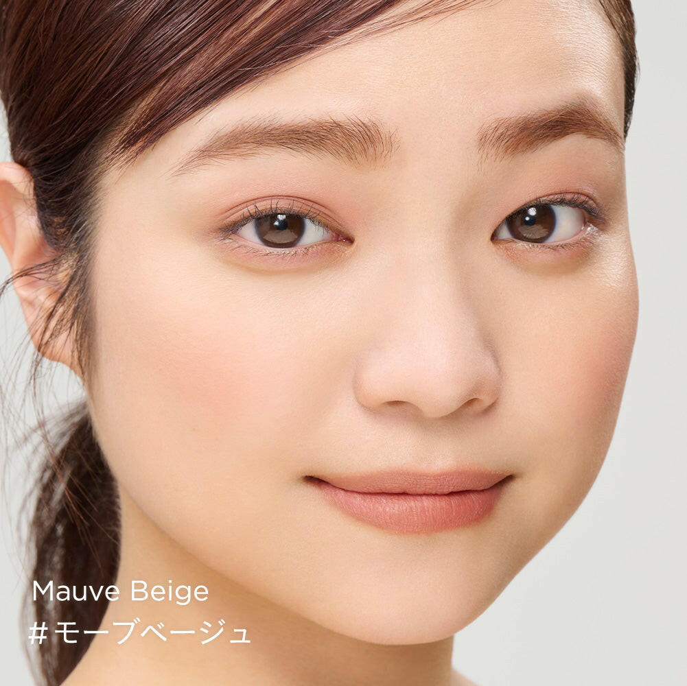 Etvos Mineral Multi Powder compact for natural makeup finish, featuring lightweight and blendable mineral formula.