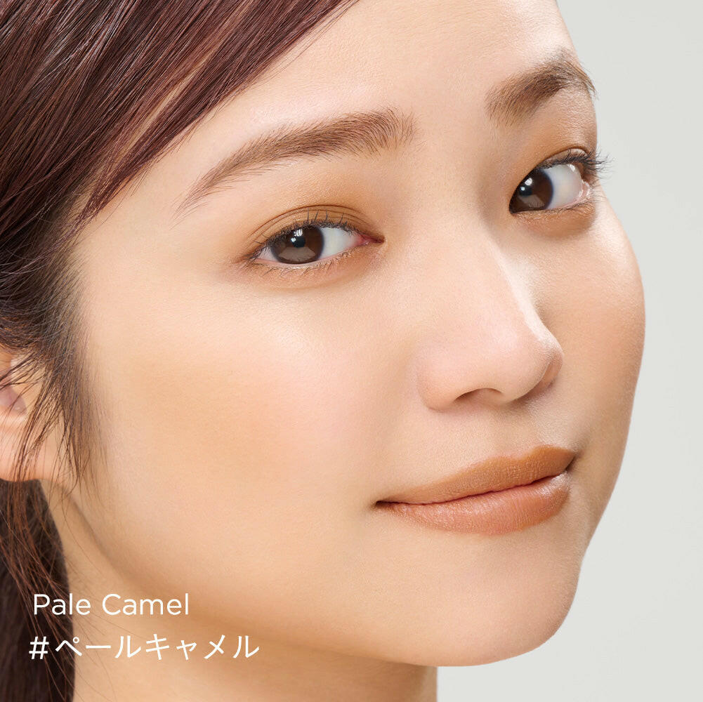 Etvos Mineral Multi Powder compact for natural makeup finish, featuring lightweight and blendable mineral formula.