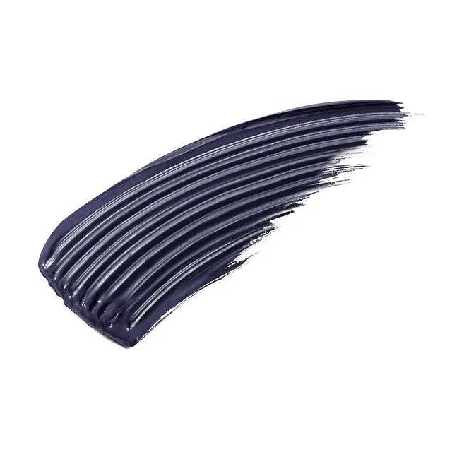 Jillstuart Blooming Lash Film Curler creating long, defined eyelashes for a professional makeup finish