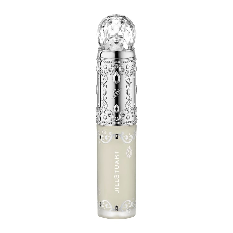 Jill Stuart concealer offering flawless coverage for a natural and radiant complexion