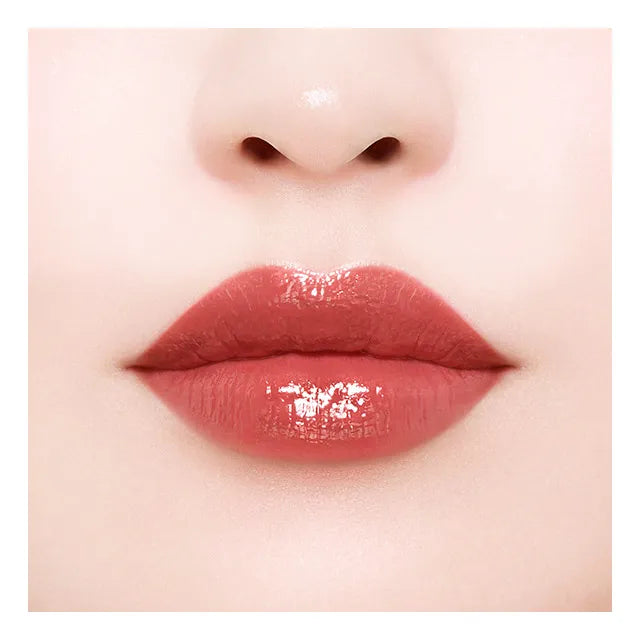 Jill Stuart Lip Lacquer in vibrant shades for a glossy and elegant finish