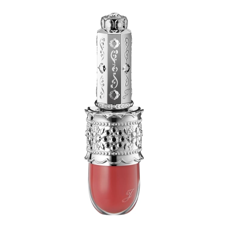 Jill Stuart Lip Lacquer in vibrant shades for a glossy and elegant finish