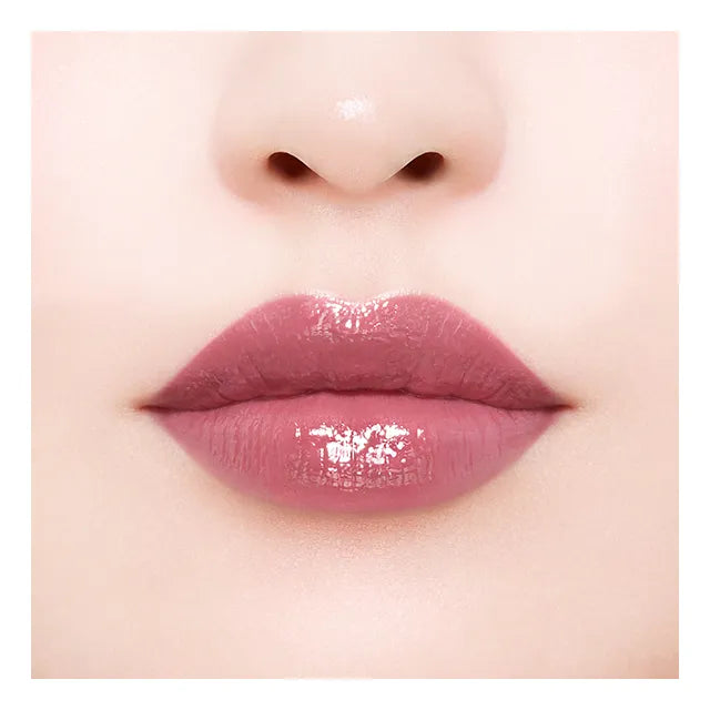 Jill Stuart Lip Lacquer in vibrant shades for a glossy and elegant finish