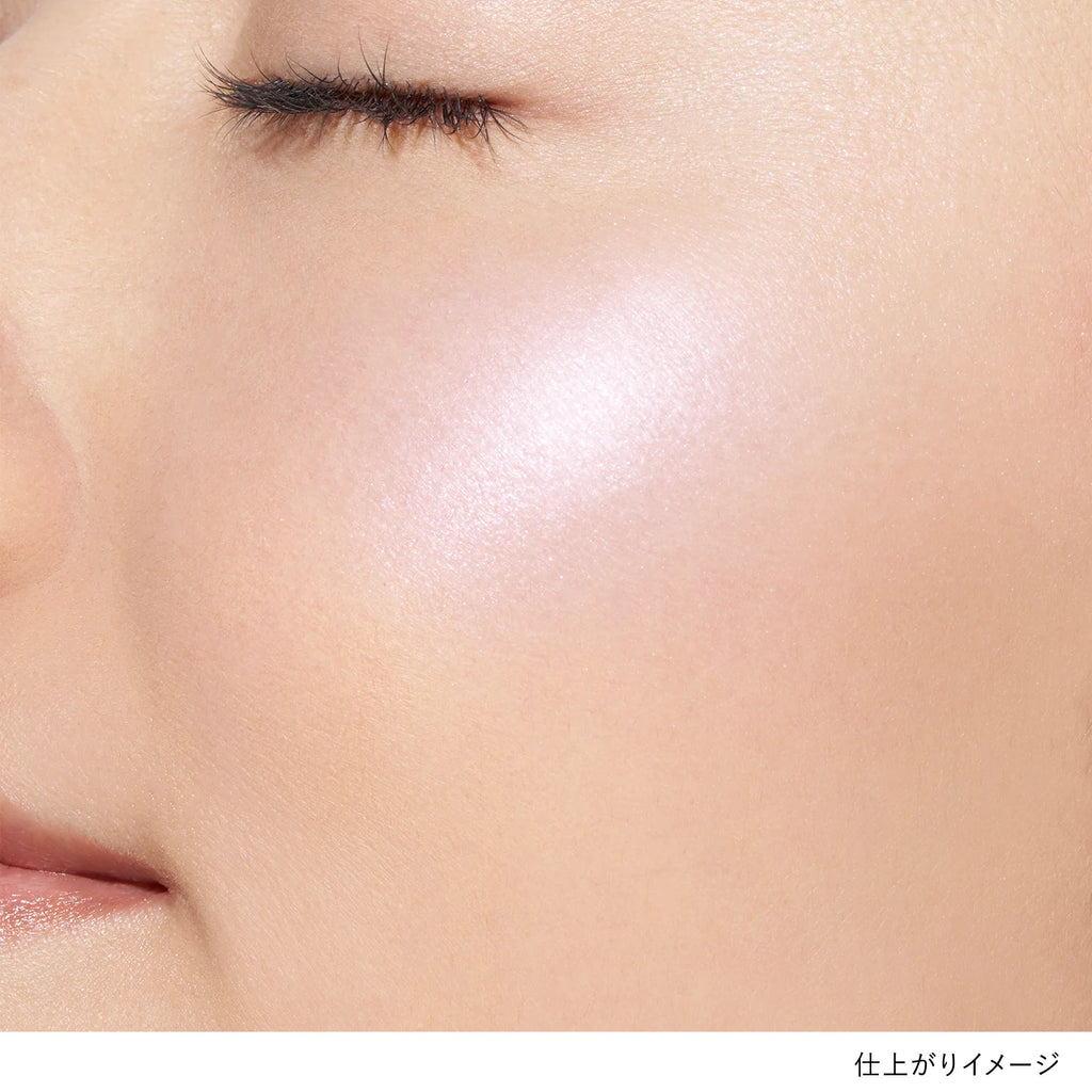 Lunasol blush enhancing cheeks with a natural glow for radiance and beauty