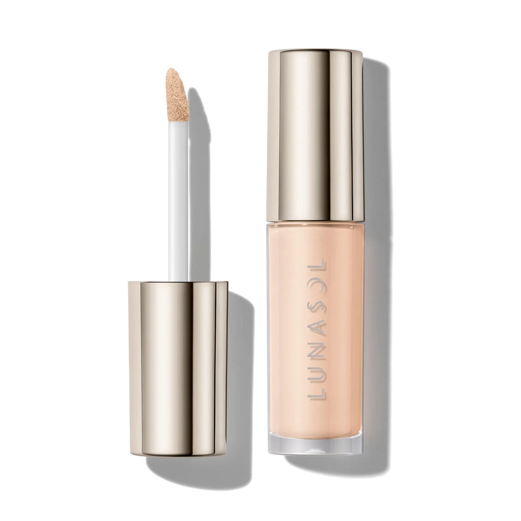 Lunasol correcting liquid for flawless complexion and smooth skin coverage