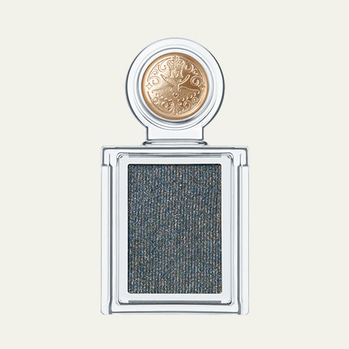 Majolica Majorca Mono Eye Shadow in elegant shades for a refined makeup look and long-lasting wear