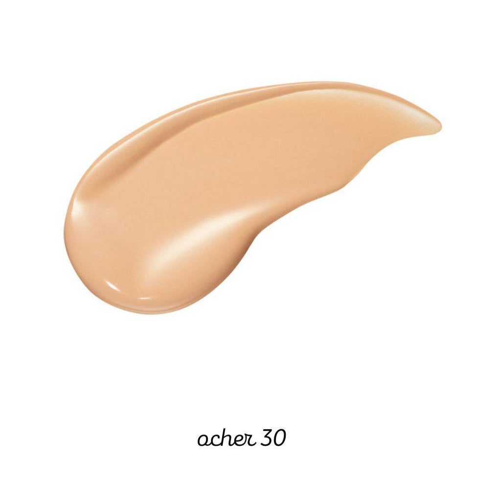 Swatch of Maquillage Essence Liquid EX foundation in shade Ocher 30. A poreless serum foundation that enhances skin with a natural glow.