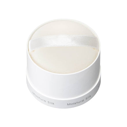 Moisture-rich MiMC face powder providing a radiant finish for flawless skin makeup