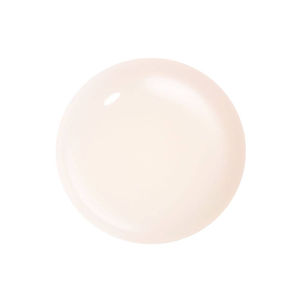Close-up of the Shiseido Future Solution LX Concentrated Brightening Softener texture, featuring a smooth, creamy, and luminous formula.