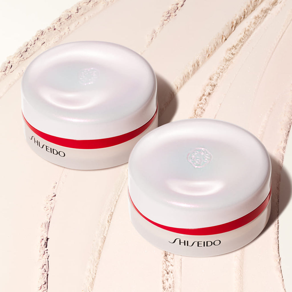 Shiseido Setting Powder for flawless makeup finish and long-lasting wear, enhancing skin texture seamlessly