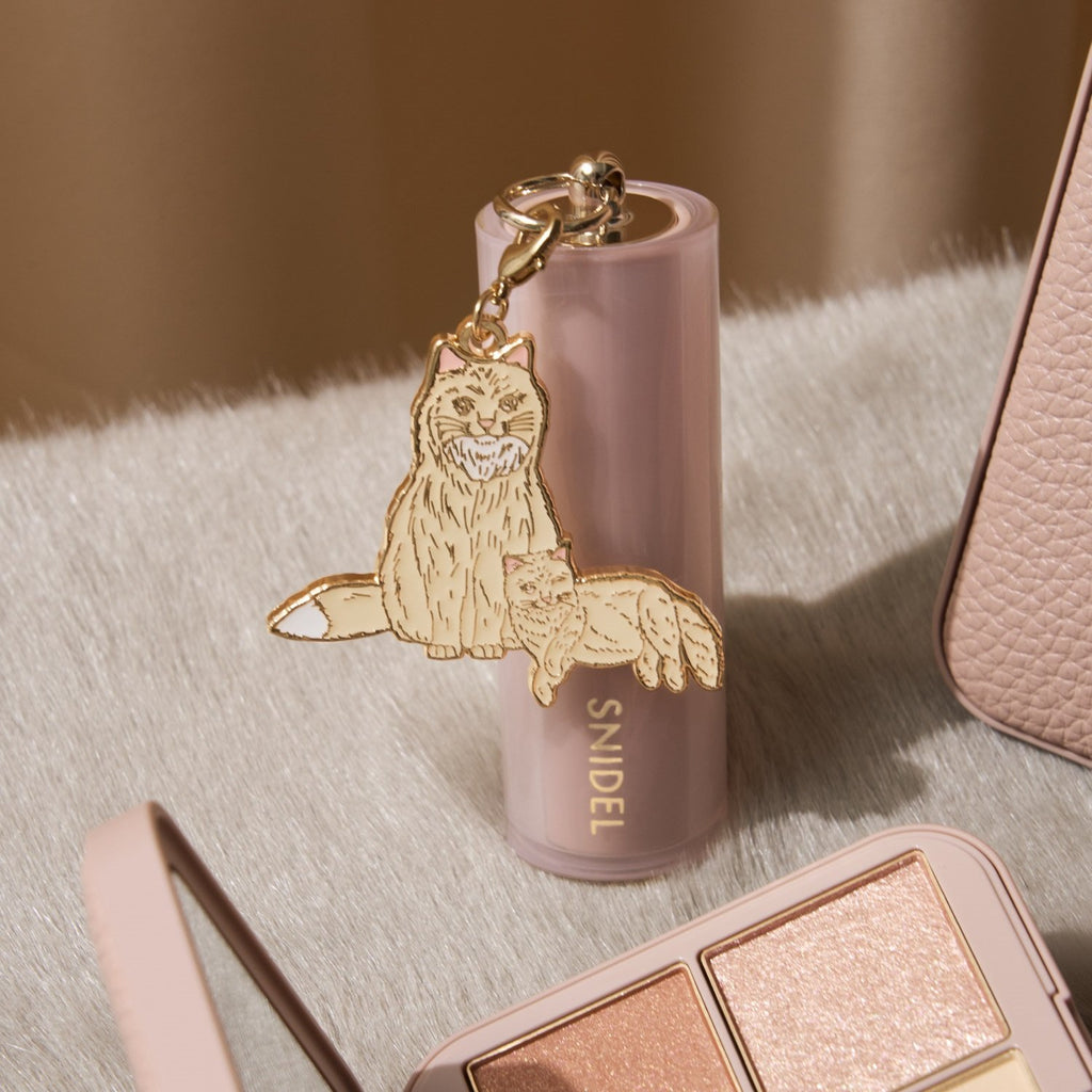 Snidel Rouge limited-edition lip color by Miho Ishii, vibrant and exclusive cosmetic shade