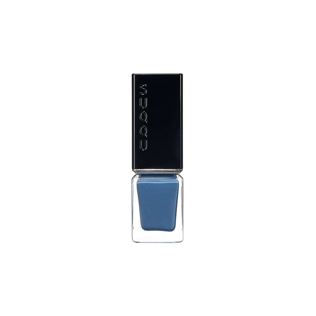 Suqqu Nail Color Polish in a muted blue shade, featuring a glossy black cap for a chic finish.