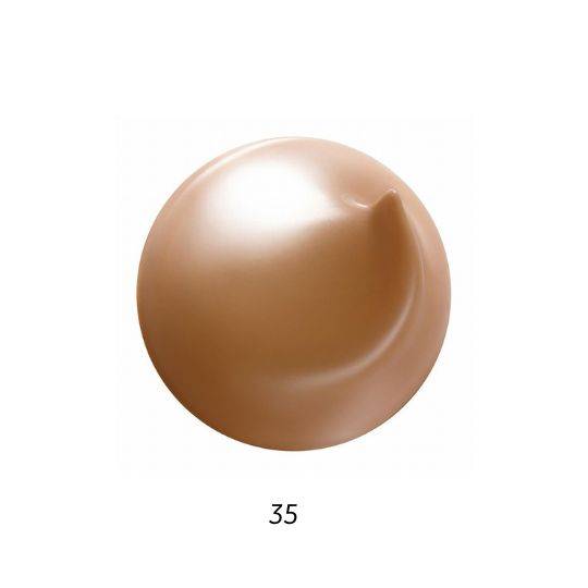 Shade 35 of Suqqu The Foundation 30g, a warm medium beige tone with a creamy formula for a natural and luminous look.