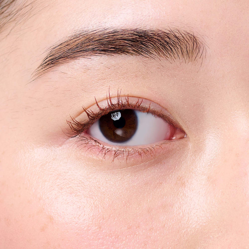THREE Mascara enhancing eyelashes with long-lasting volume and definition for a refined makeup look