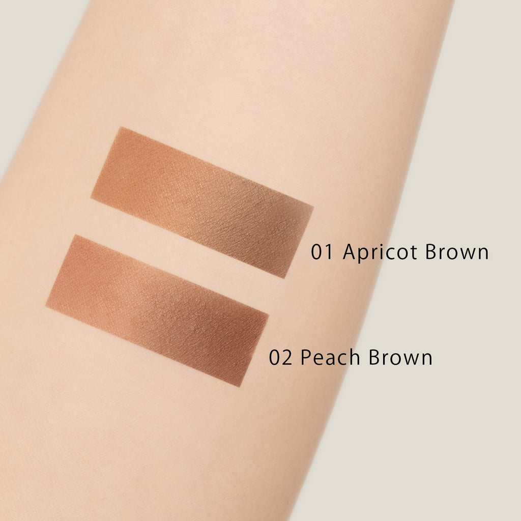 Elegant petal-shaped eyebrow design enhanced with natural bio-eyeshadow for a sophisticated look